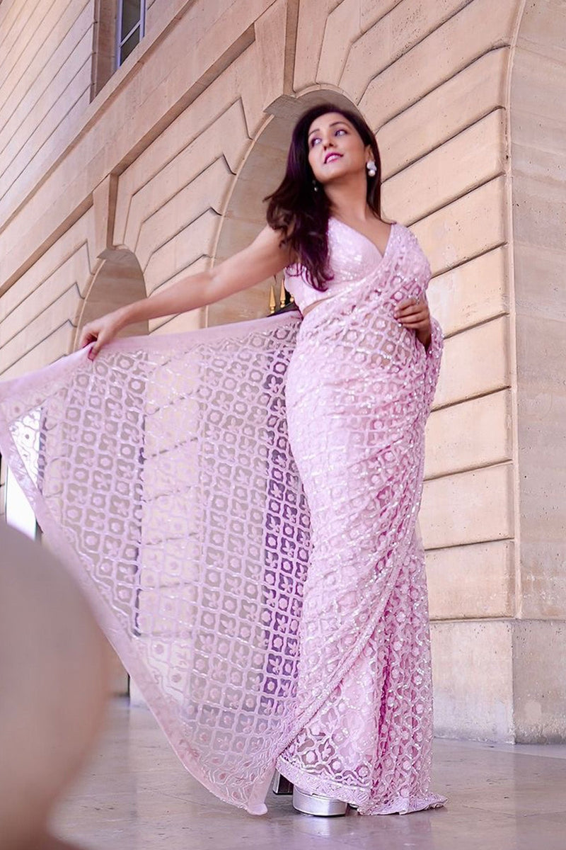 Neeti Mohan in Pink Net Saree